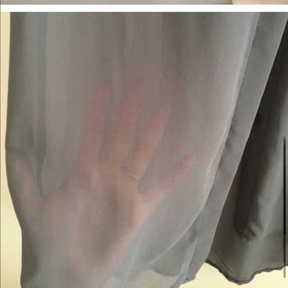 Steel Gray Sheer Sleeveless Tunic Length Button Down Blouse - Picture 3 of 5